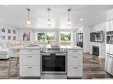 1709 Springhill Dr - Photo 6