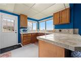 404 Chinook Ave - Photo 11