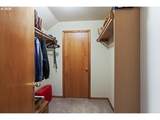 898 Pacific Dr - Photo 15