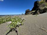 35416 Hwy 101 - Photo 23