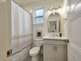 833 Hawk Dr - Photo 18