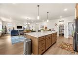 2821 8TH Pl - Photo 9