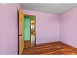 1095 2ND St - Photo 22
