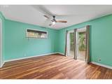 1095 2ND St - Photo 29