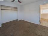 17610 Rolling Hill Ln - Photo 17