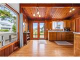 1441 Columbia St - Photo 10