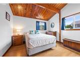 1441 Columbia St - Photo 21