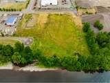 930 2ND St - Photo 4