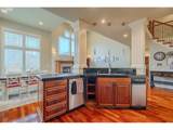 1296 Lucas St - Photo 14