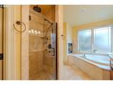 1296 Lucas St - Photo 22