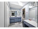 2077 Clark Ave - Photo 30