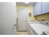 2077 Clark Ave - Photo 32