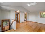 140 Bayview Ave - Photo 22