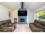 2725 Hollyhock Ct - Photo 4