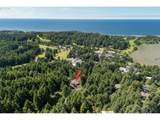 488 Lookout Dr - Photo 3