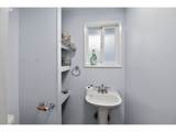 376 Chestnut St - Photo 20