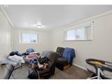 376 Chestnut St - Photo 7