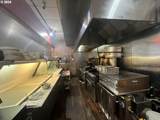 9226 Division St - Photo 11