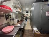 9226 Division St - Photo 14