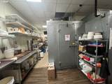 9226 Division St - Photo 17
