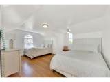 2260 15TH Ave - Photo 26
