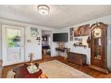 943 7TH St - Photo 3