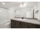 136 Randall St - Photo 27