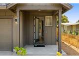 136 Randall St - Photo 3