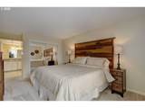 5565 Evergreen Blvd - Photo 14