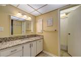 5565 Evergreen Blvd - Photo 15