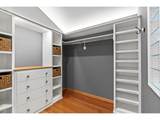 2540 Snelling Dr - Photo 21