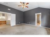 2525 Charlois Dr - Photo 30
