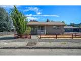 830 7TH St - Photo 1