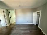 2056 Oswego Ave - Photo 20