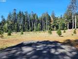  Hubbard Ln - Photo 1