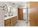 7059 Quatama St - Photo 18