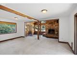 940 Oak Ter - Photo 11