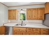 940 Oak Ter - Photo 17