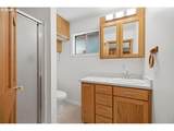 940 Oak Ter - Photo 29