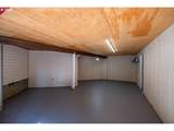 940 Oak Ter - Photo 38