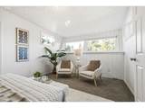 615 Mount Hood St - Photo 16