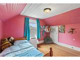 985 Madison St - Photo 16