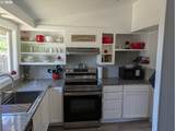 1115 Thayer Ave - Photo 6