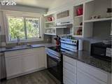 1115 Thayer Ave - Photo 7