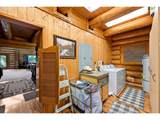 390 Spruce Creek Rd - Photo 27