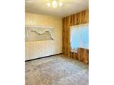 913 Ellis Ave - Photo 11