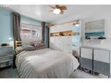 2233 Beach Dr - Photo 16