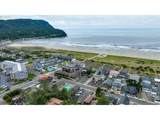2233 Beach Dr - Photo 27