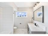 352 Lovrien Ave - Photo 15