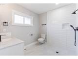 352 Lovrien Ave - Photo 19